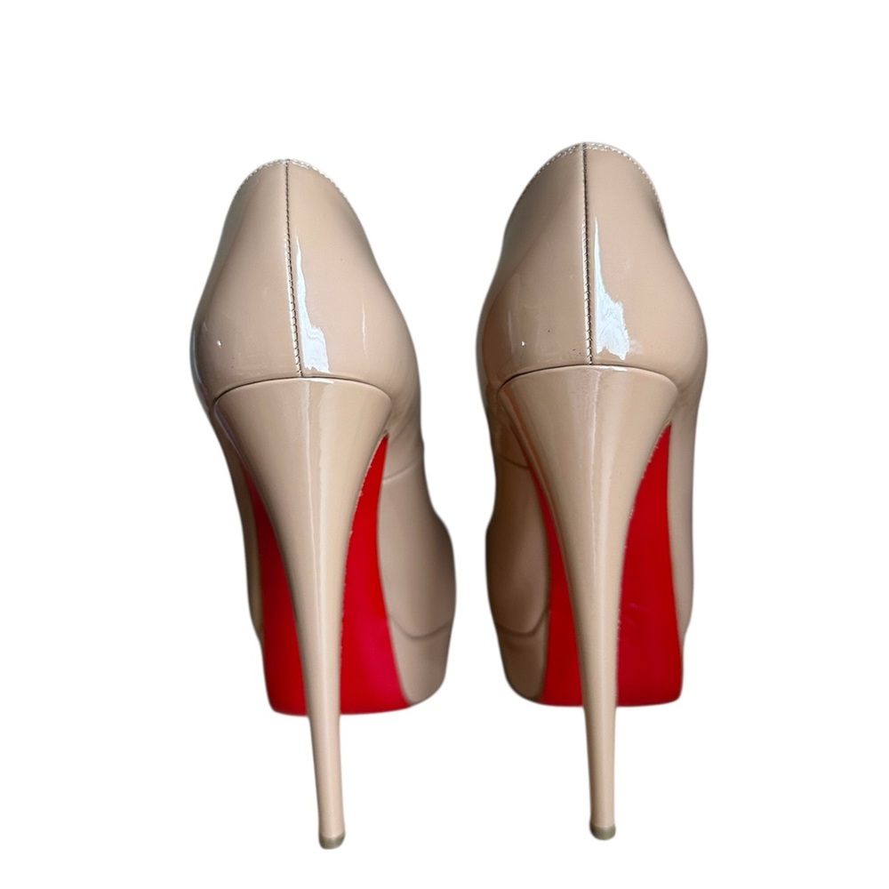 Christian Louboutin Lady Peep Nude 150mm heels
RETAIL 995 - Picture 8 of 10
